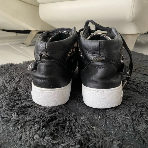 Michael Kors shoes for women size 7 - Picture 9 of 10